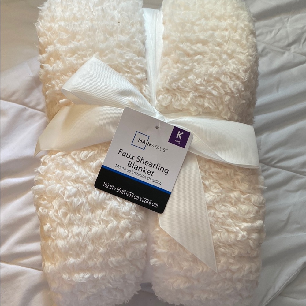 Mainstays Cream Sherpa Throw Blanket
